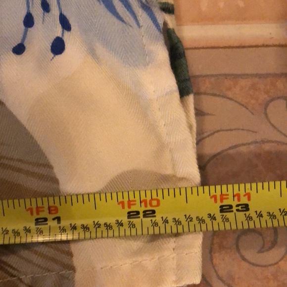 Jamaica Bay Floral Top - Picture 9 of 10